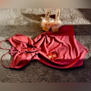 Pink open back bodycon party dress, from forever 21, size XL new